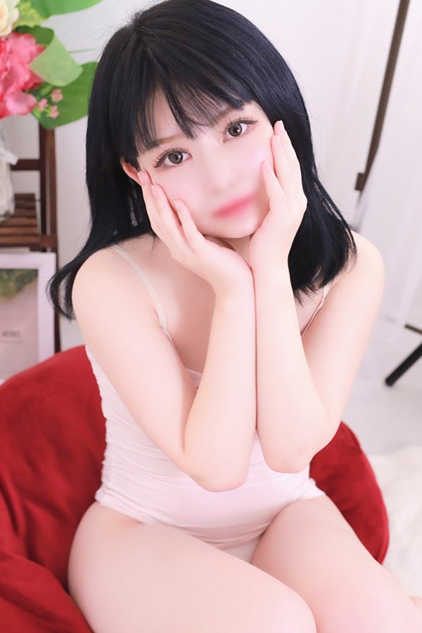 大石ひなこ